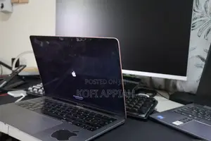 Laptop Apple MacBook Air 2018 8GB Intel Core i5 SSD 128GB