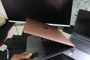 Laptop Apple MacBook Air 2018 8GB Intel Core i5 SSD 128GB