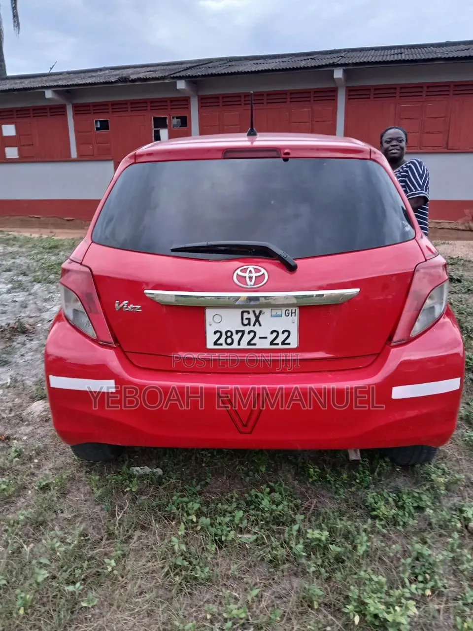 Toyota Vitz 2012 Red