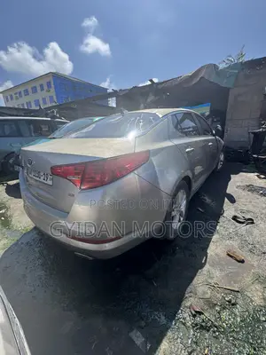 Kia Optima EX 4dr Sedan (2.4L 4cyl 6A) 2013 Gold