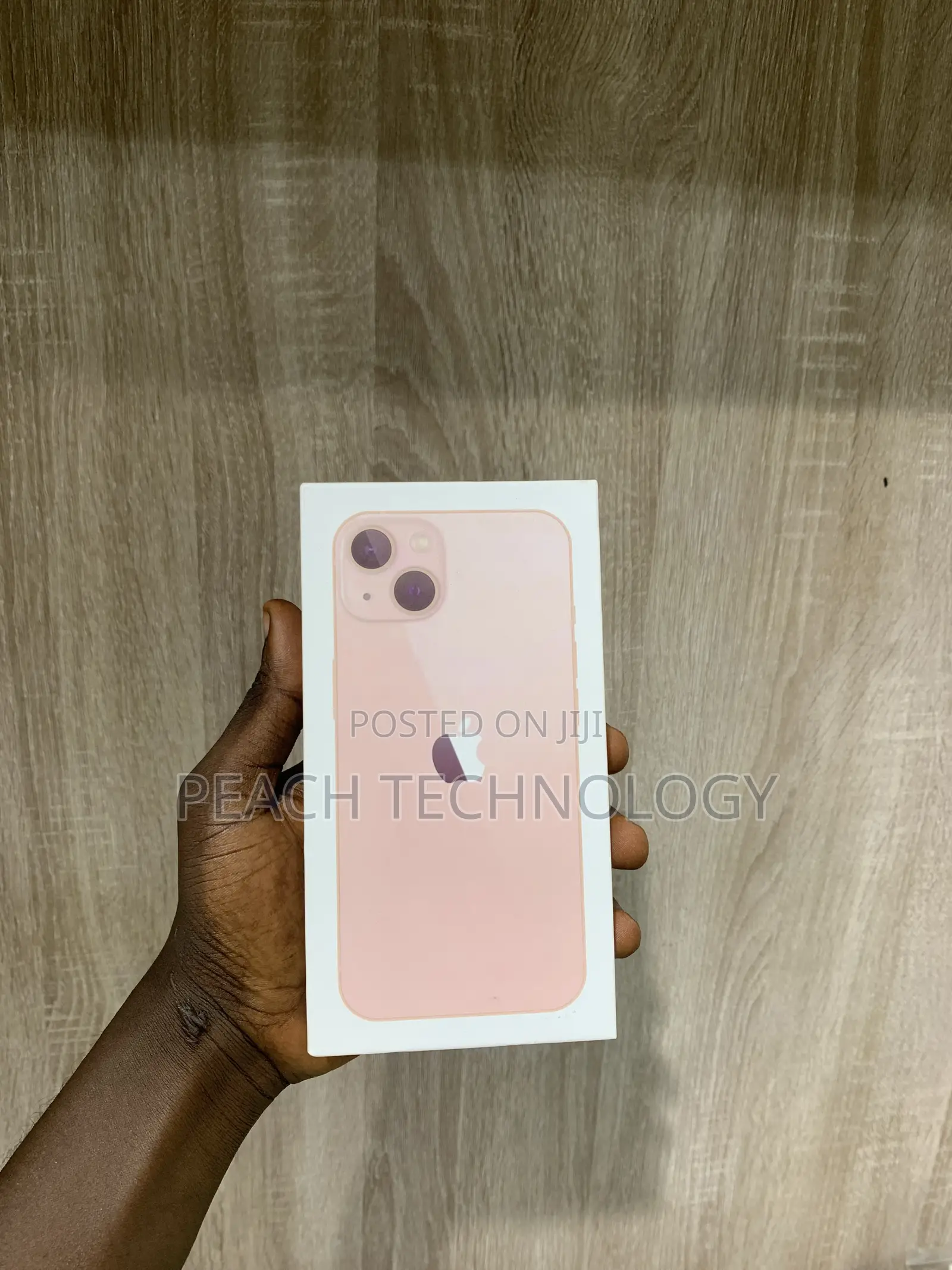 New Apple iPhone 13 128 GB Pink