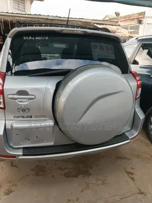 Toyota RAV4 2011 Silver