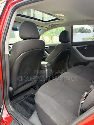 Hyundai Elantra 2015 Red