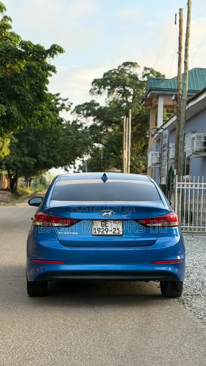 Hyundai Elantra SE 2018 Blue