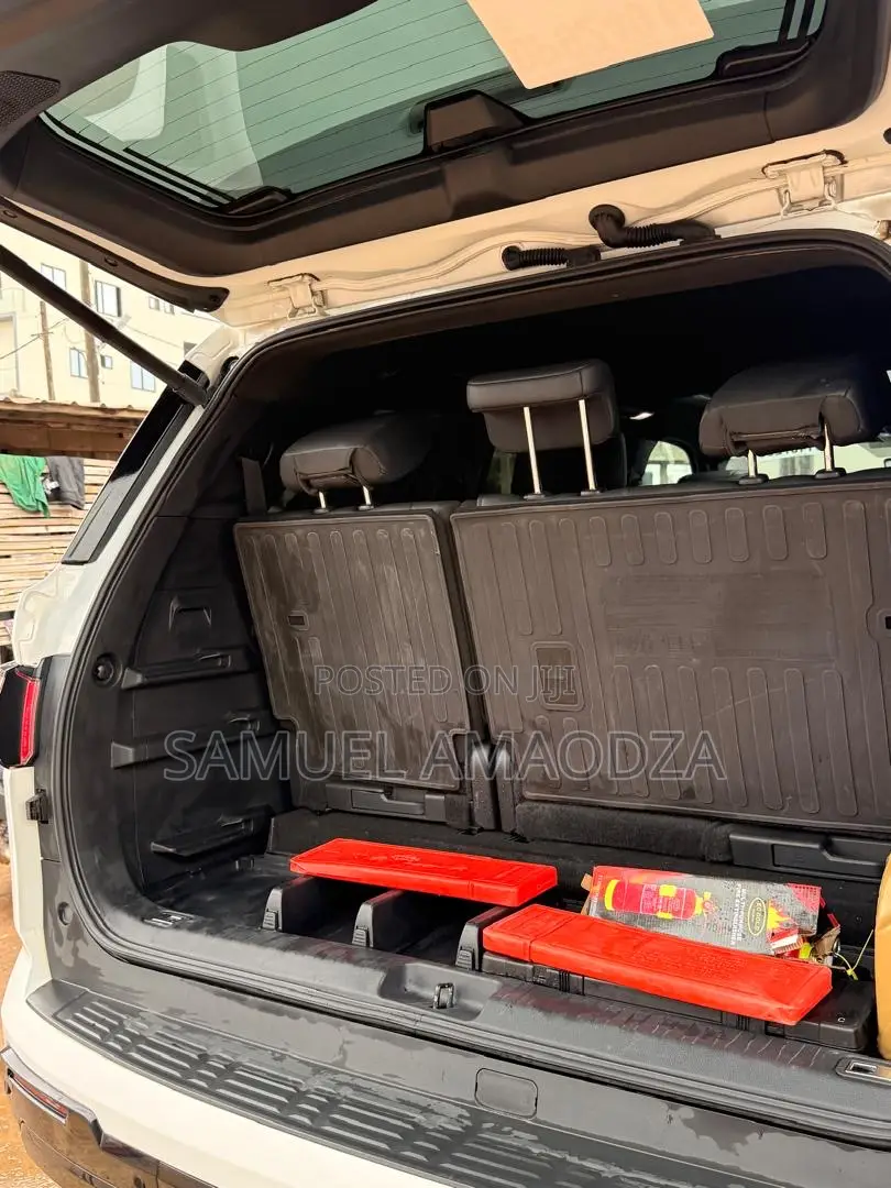 Toyota Sequoia Capstone 4WD 2024 White