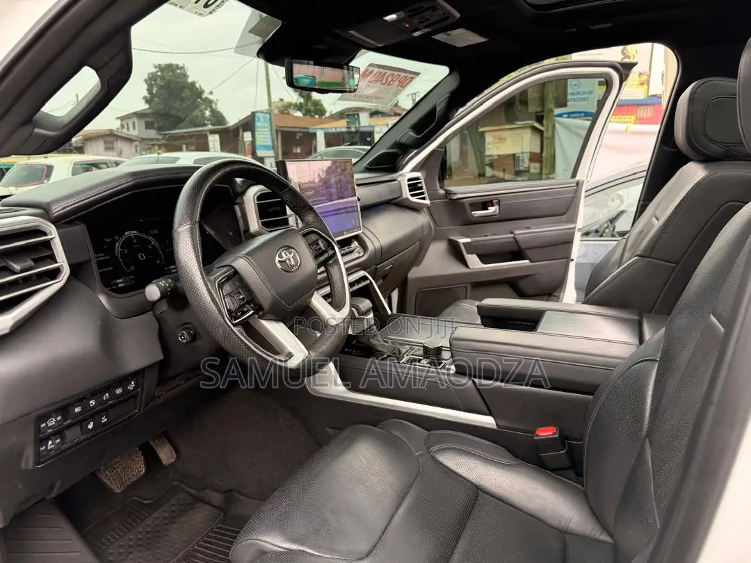 Toyota Sequoia Capstone 4WD 2024 White