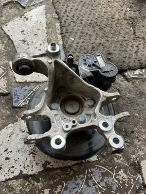 2016 Honda Civic Back Hub Complete