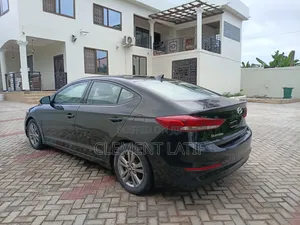 Hyundai Elantra 2018 Black