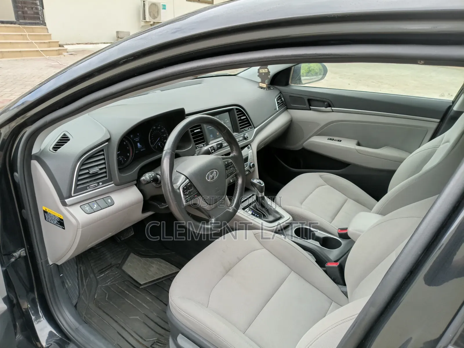 Hyundai Elantra 2018 Black