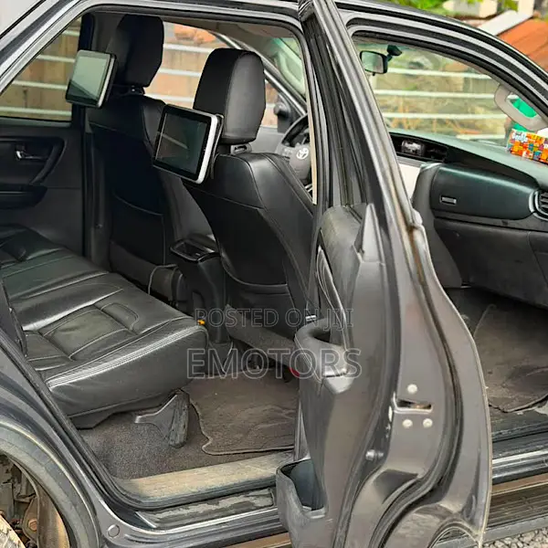 Toyota Fortuner 2.8 D AWD 2021 Black