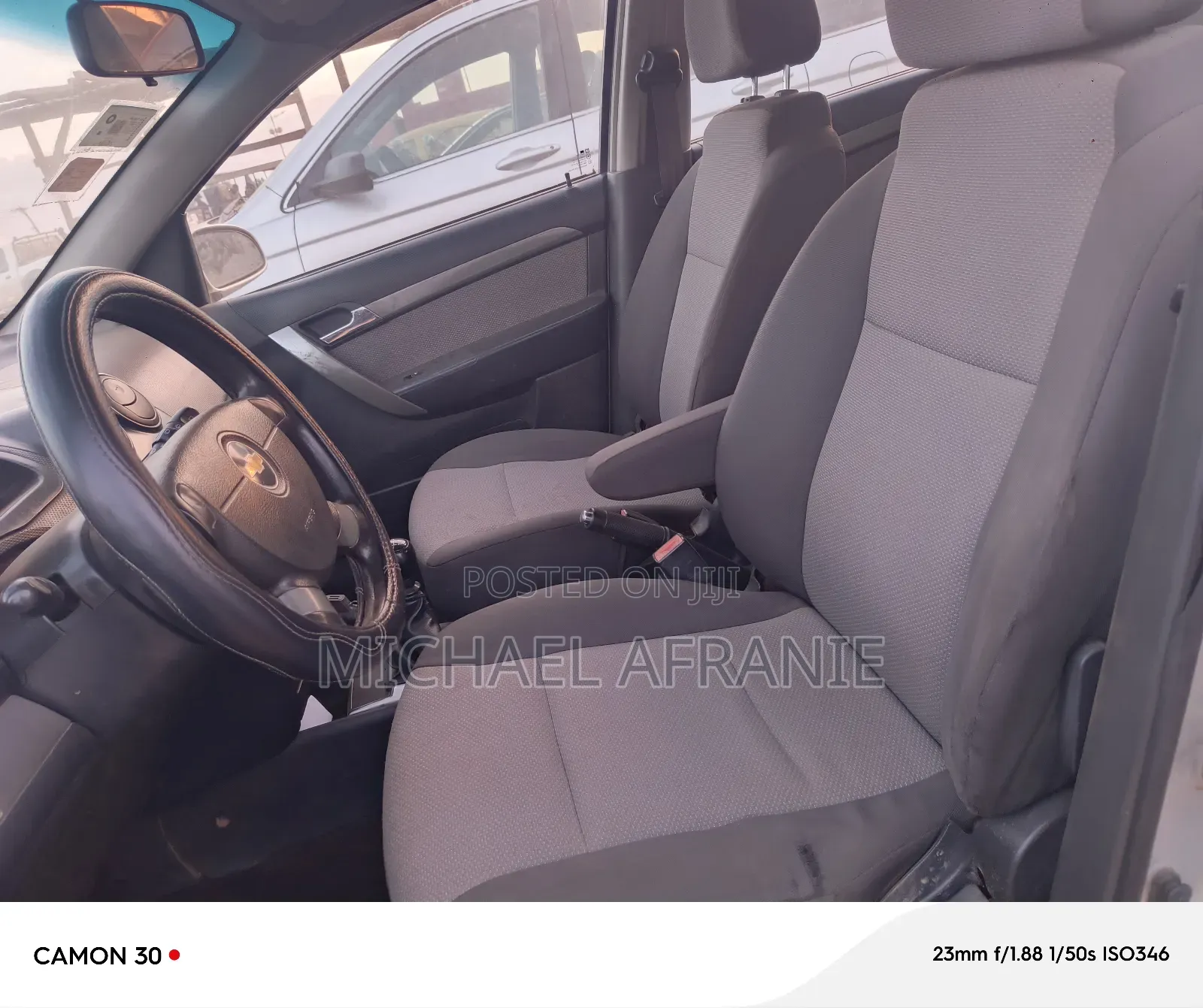Chevrolet Aveo 2LT Hatch 2011 Silver