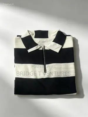 Men’s Quarter-Zip Knit Polo