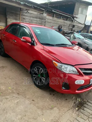Toyota Corolla 2012 Red