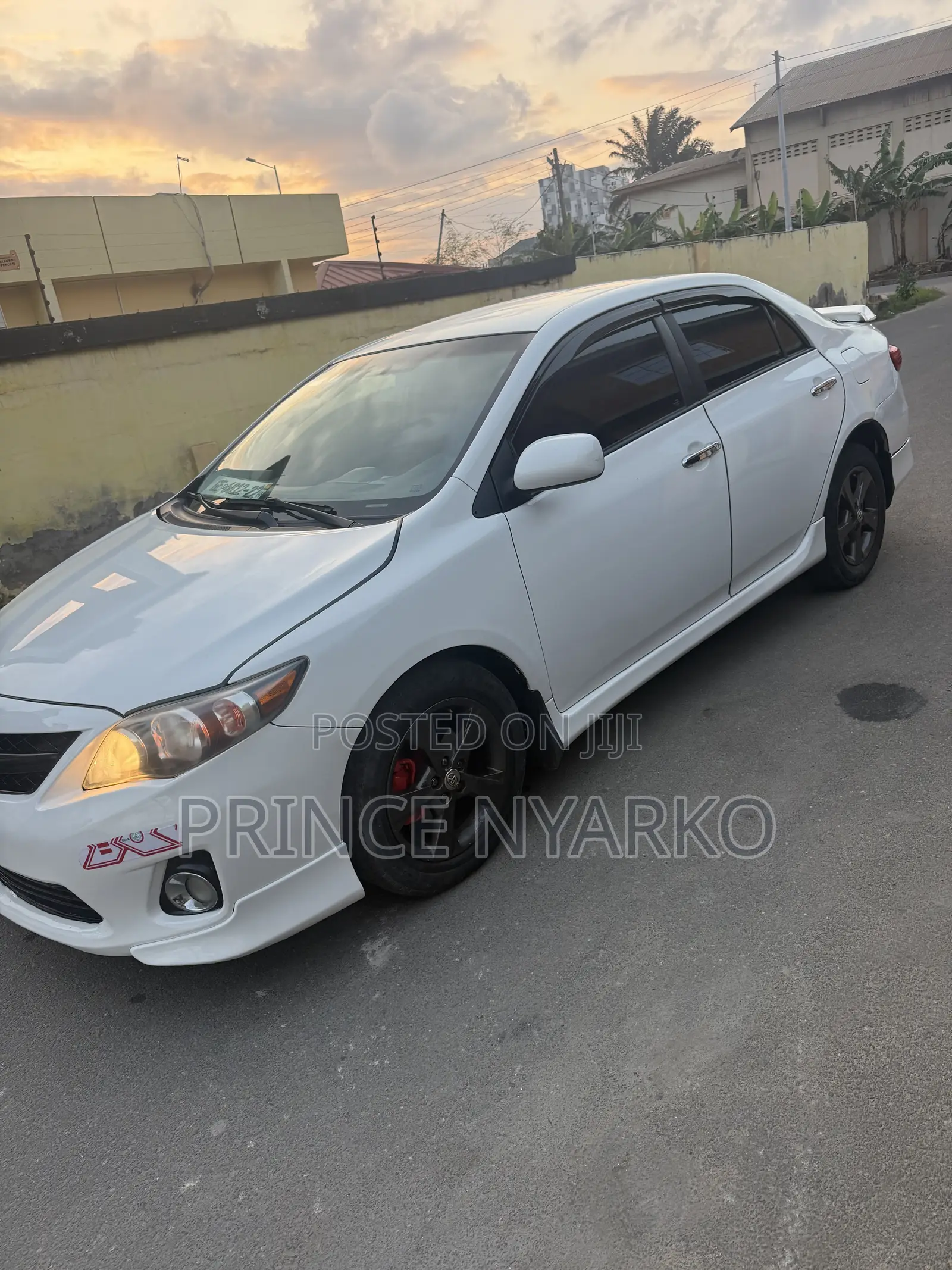 Toyota Corolla S 4dr Sedan (1.8L 4cyl 4A) 2013 White