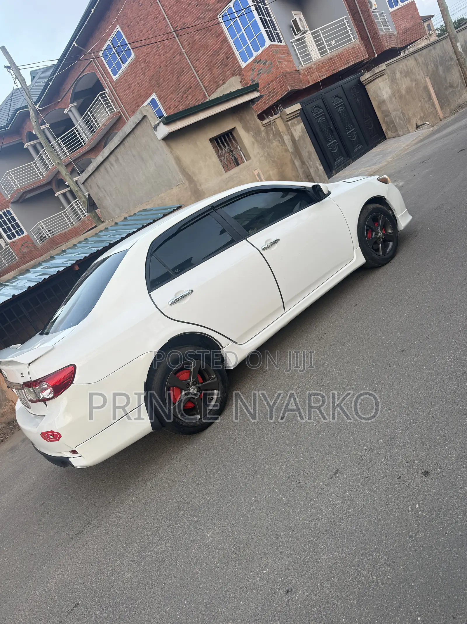Toyota Corolla S 4dr Sedan (1.8L 4cyl 4A) 2013 White