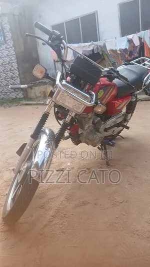 Royal RY125 2022 Red