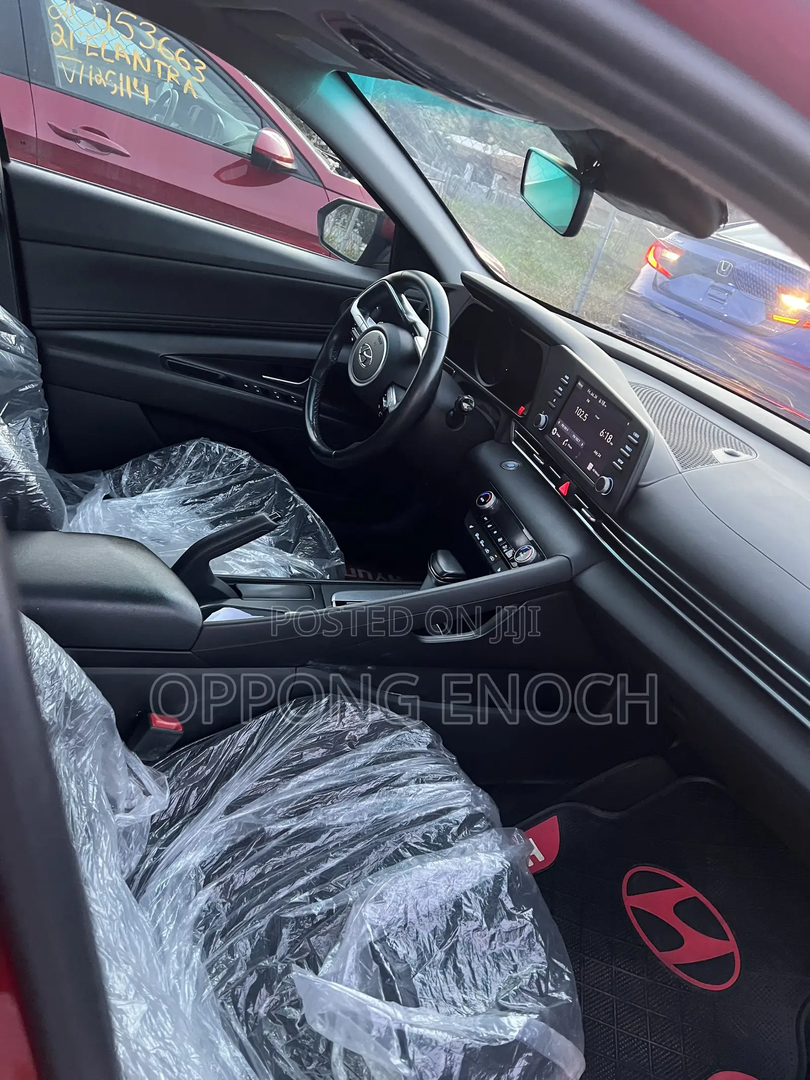 Hyundai Elantra SE 2021 Red
