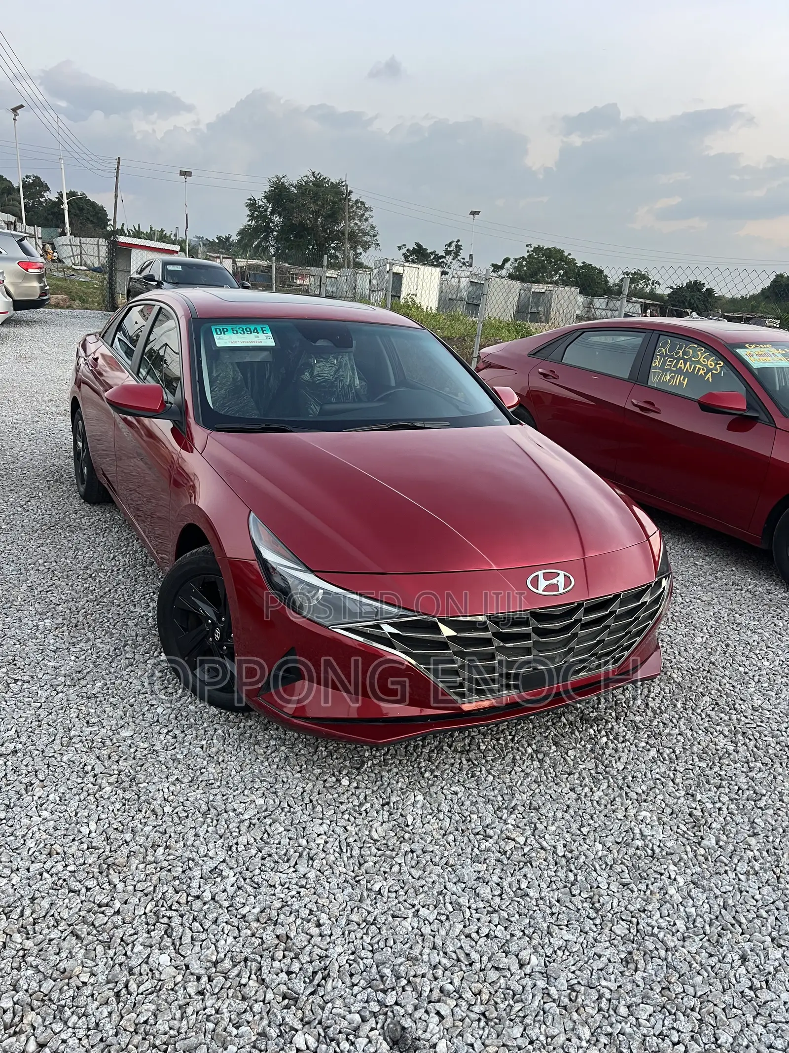 Hyundai Elantra SE 2021 Red