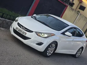 Hyundai Elantra 2013 White