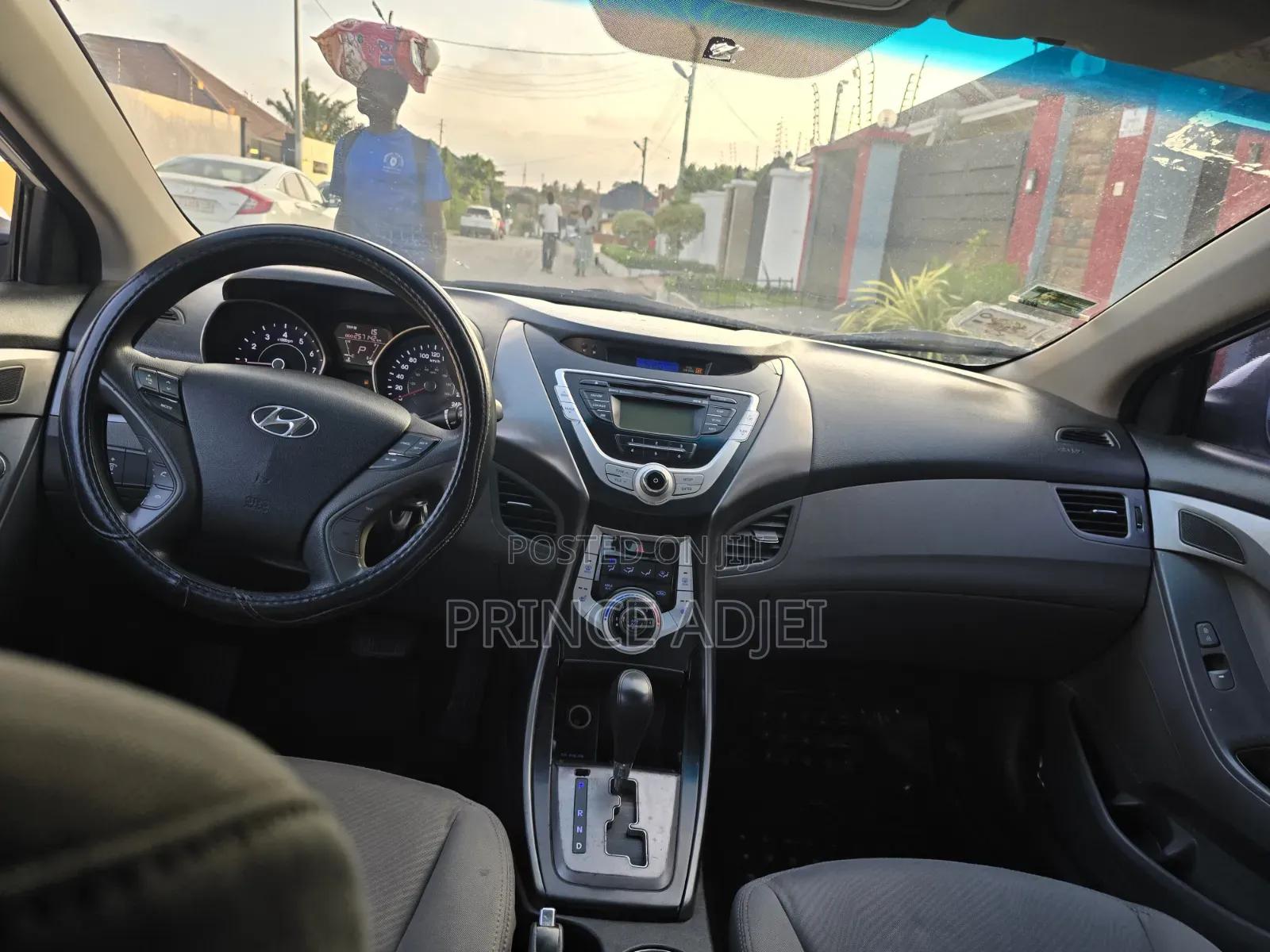 Hyundai Elantra 2013 White