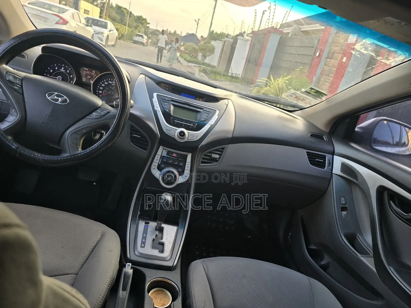 Hyundai Elantra 2013 White