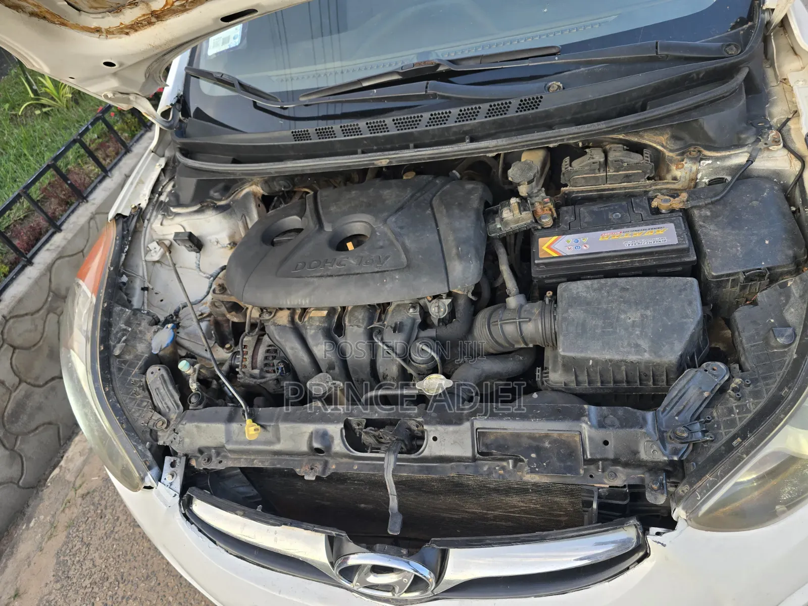 Hyundai Elantra 2013 White