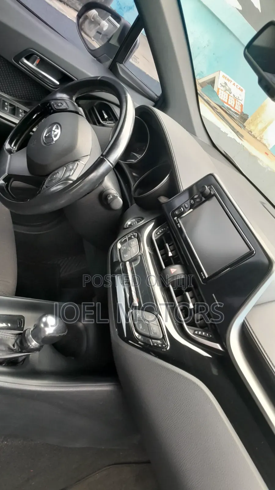 Toyota C-HR 2018 Silver