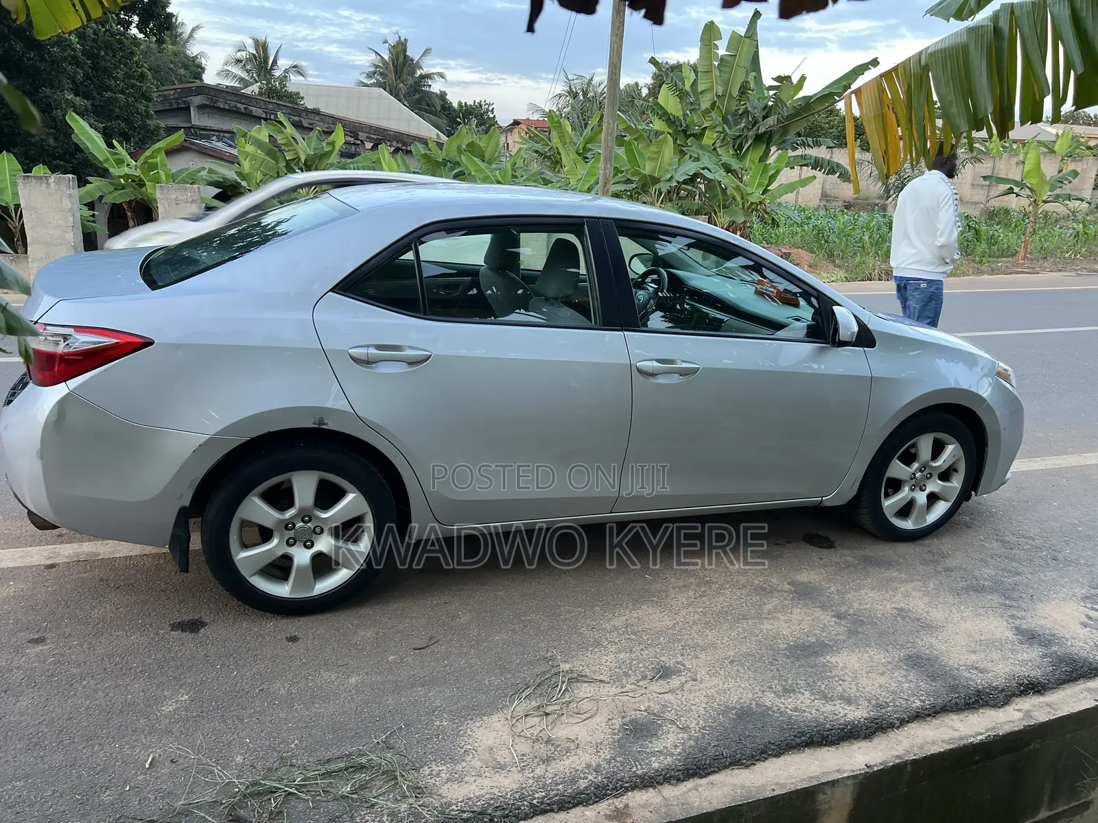 Toyota Corolla L 4dr Sedan (1.8L 4cyl 4A) 2015 Silver