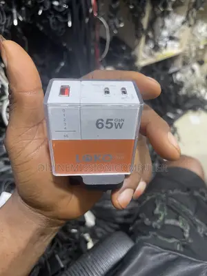 LOKO GE Phone Charger 2 Type C 1 USB 65w Uk Used
