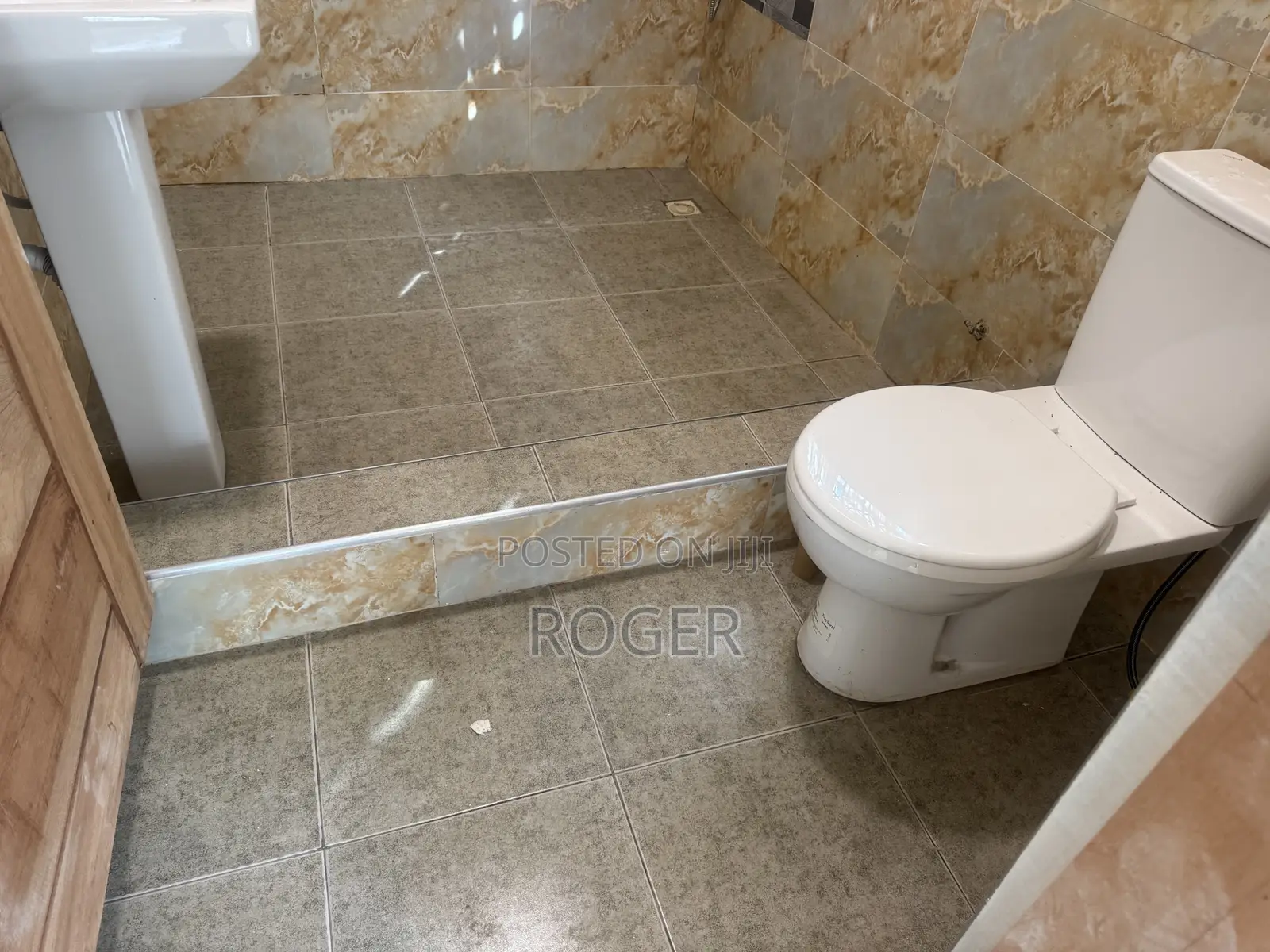 5bdrm House in Ablekuma for sale
