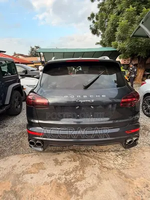 Porsche Cayenne 2018 Black