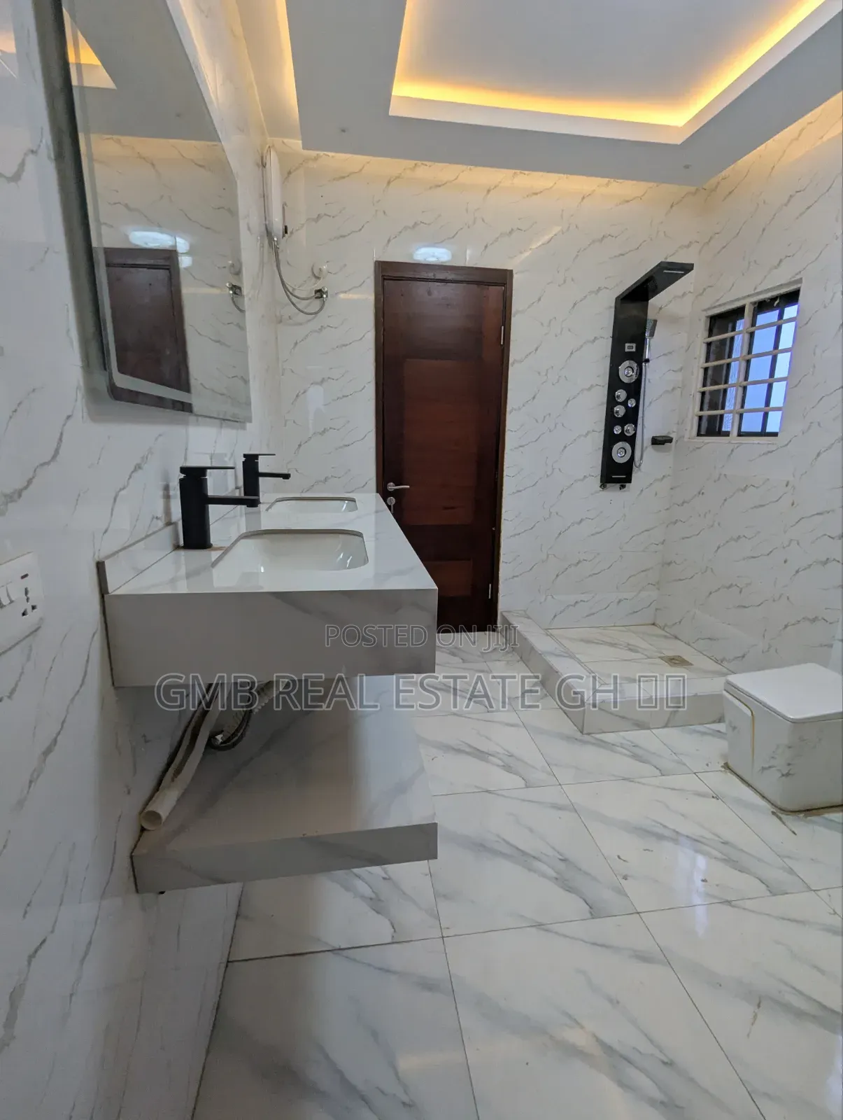 5bdrm House in East Legon Hills, Nmai-Dzorn for sale