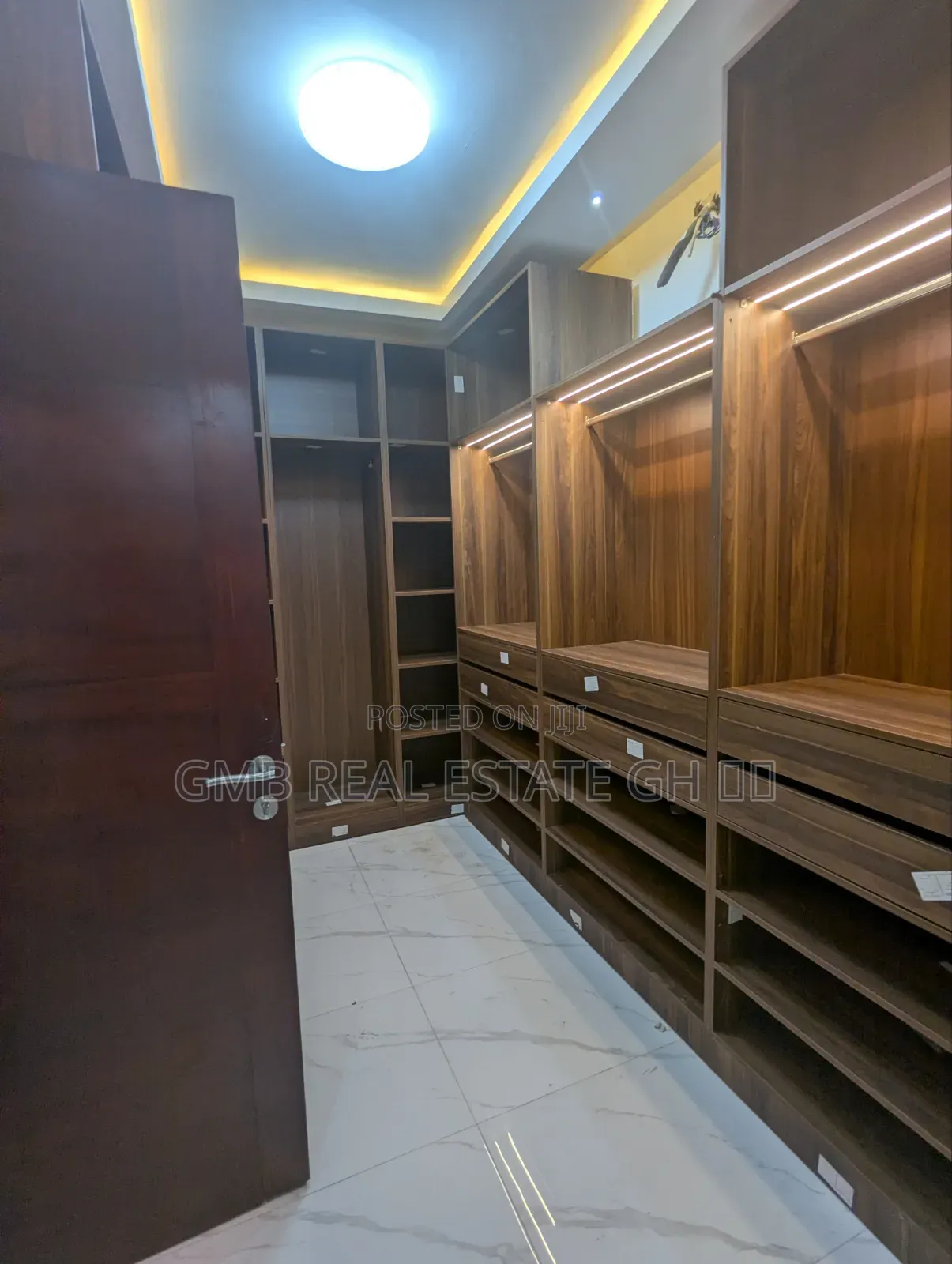 5bdrm House in East Legon Hills, Nmai-Dzorn for sale