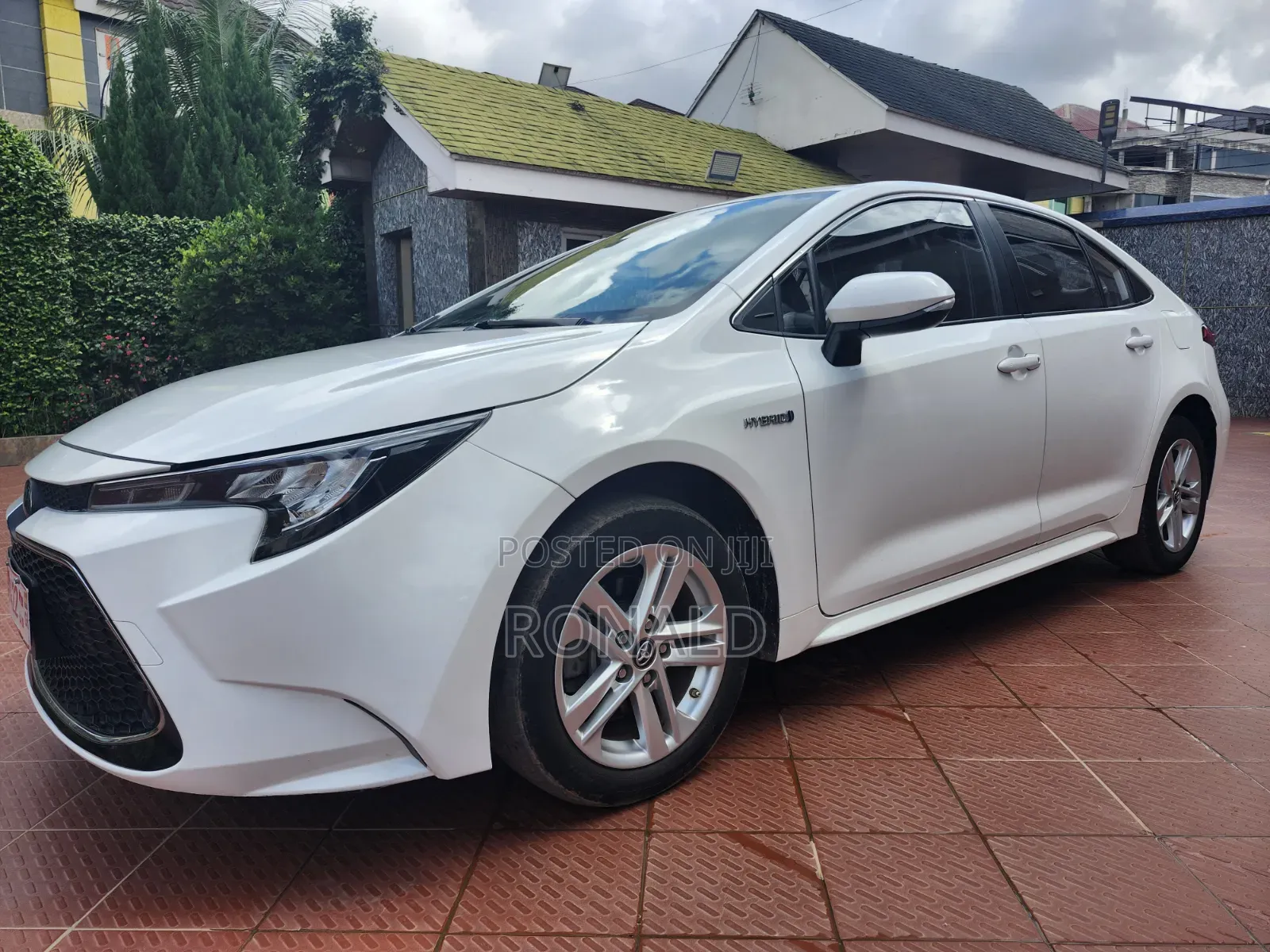 Toyota Corolla 2021 Off white
