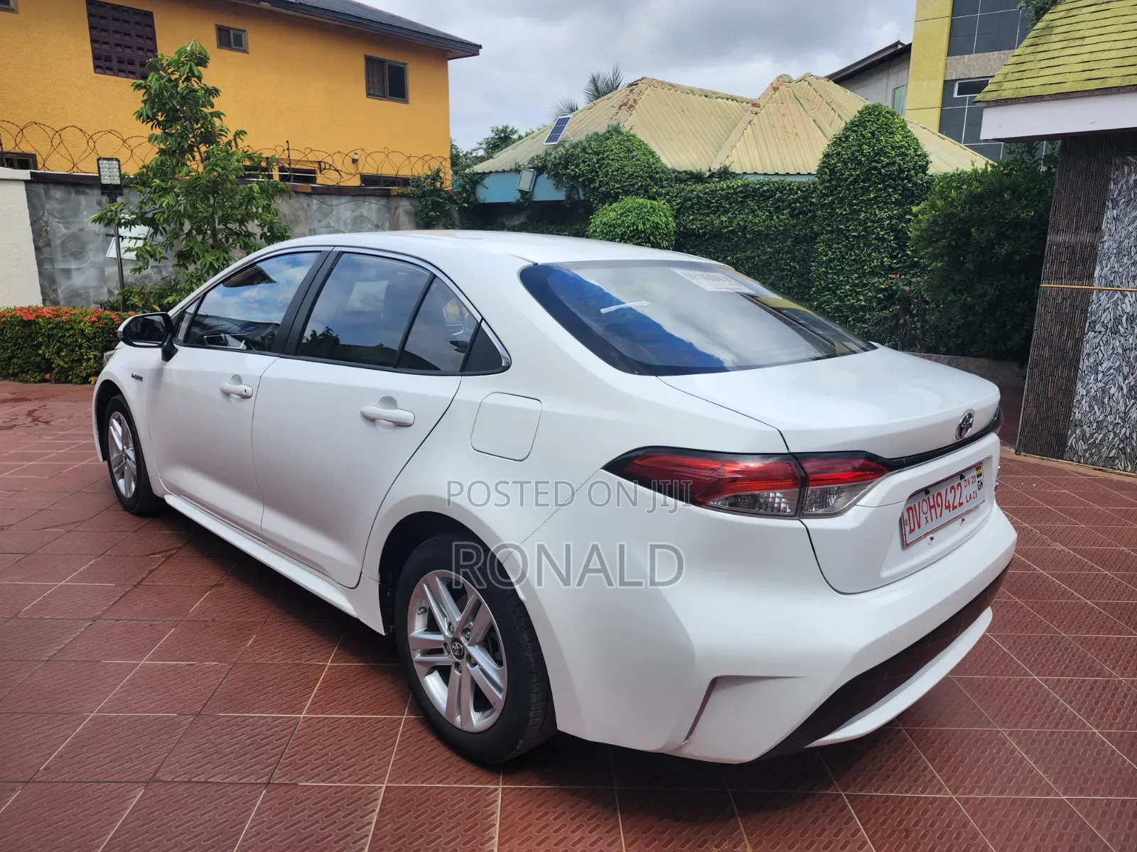 Toyota Corolla 2021 Off white