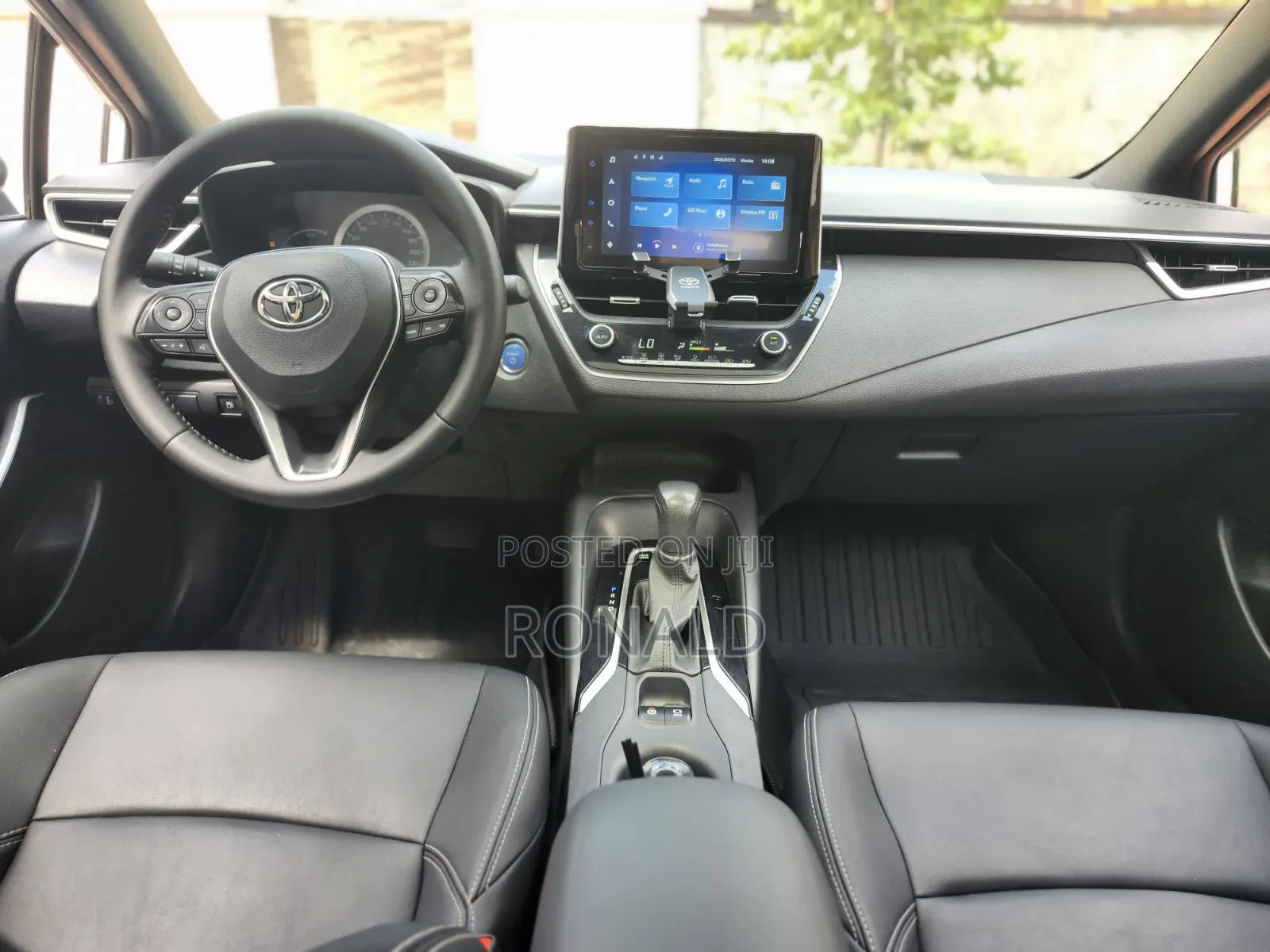 Toyota Corolla 2021 Off white