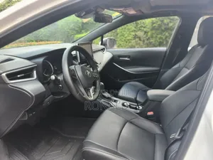 Toyota Corolla 2021 Off white