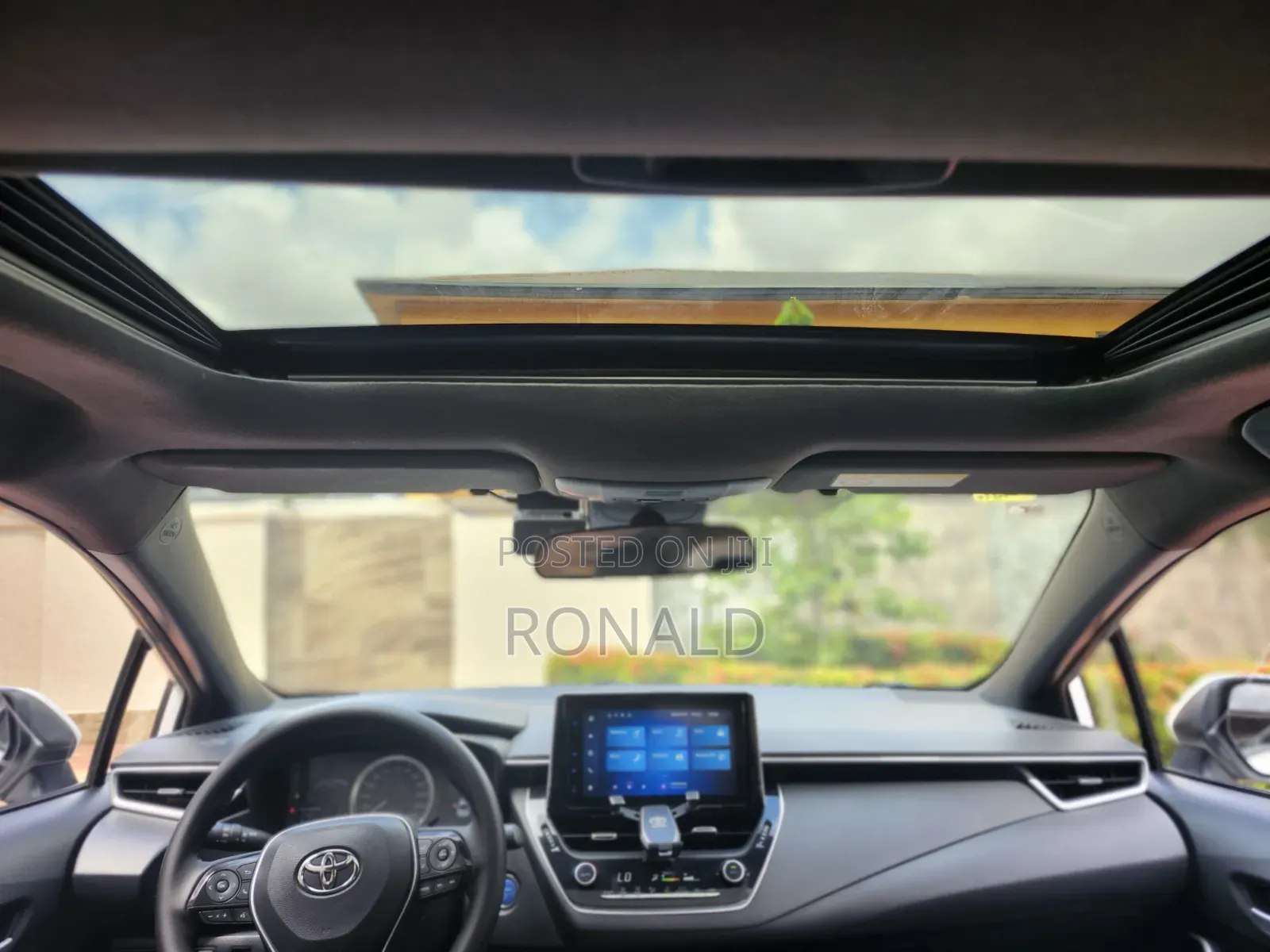 Toyota Corolla 2021 Off white