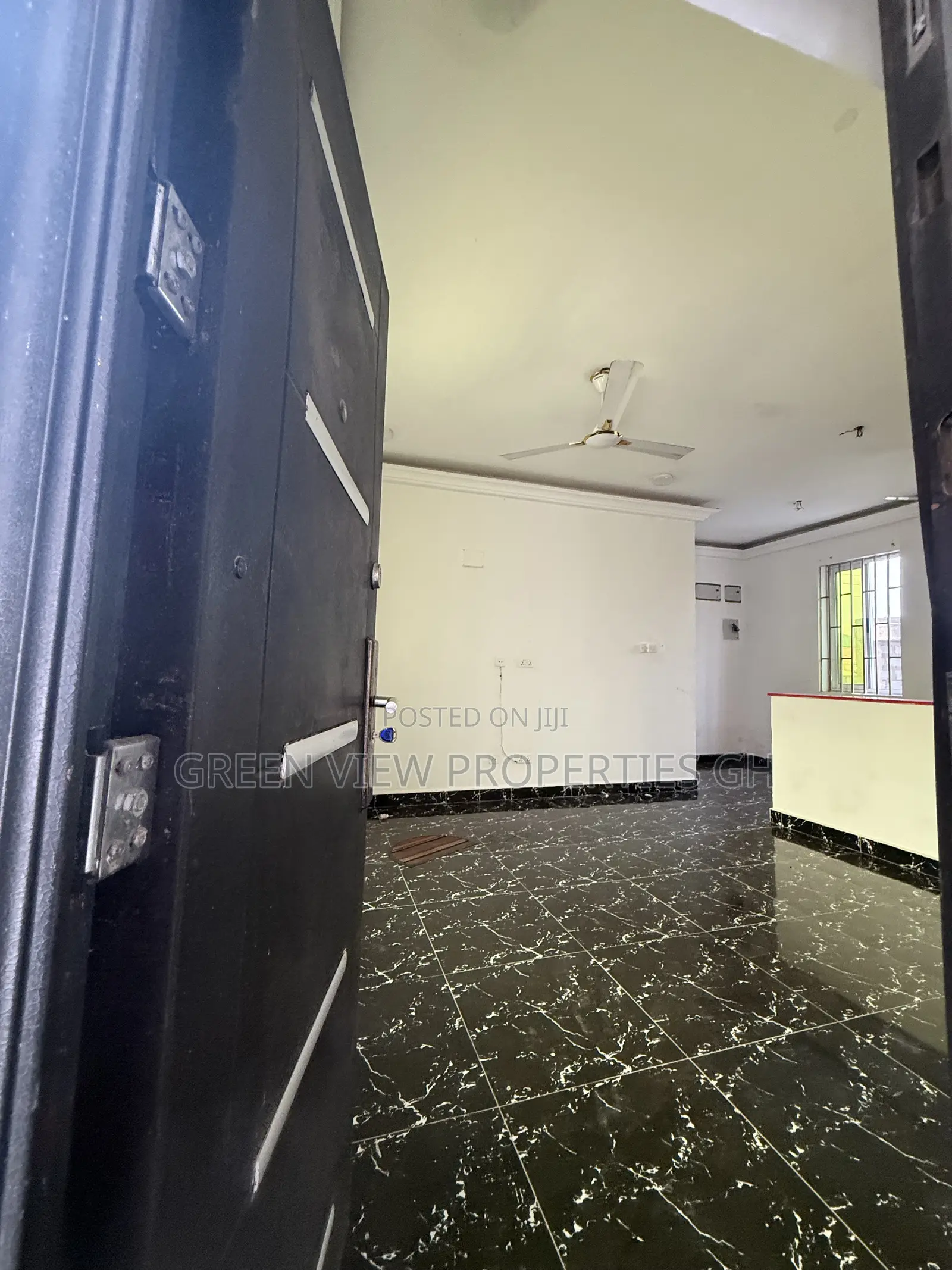 1bdrm Room & Parlour in West Hills Mall Area for rent