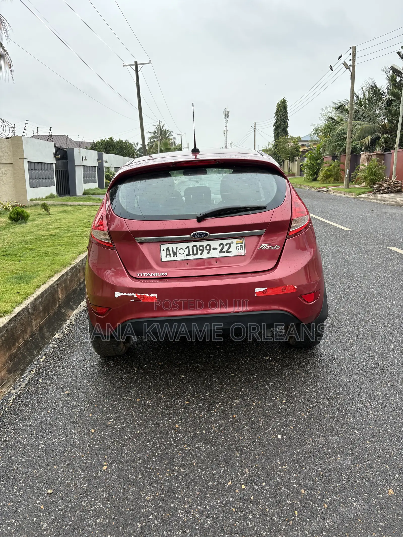 Ford Fiesta Titanium 4dr Hatchback (1.6L 4cyl 5M) 2015 Burgundy