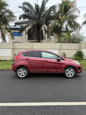 Ford Fiesta Titanium 4dr Hatchback (1.6L 4cyl 5M) 2015 Burgundy