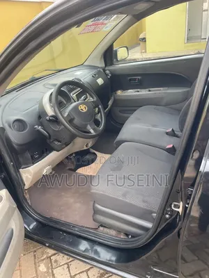 Toyota Passo 2010 Black