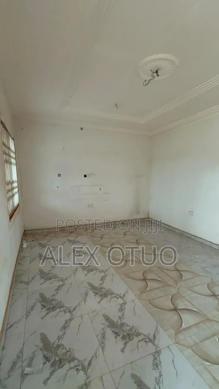 2bdrm Apartment in Alex Otuo Properties, Ejisu-Juaben Municipal