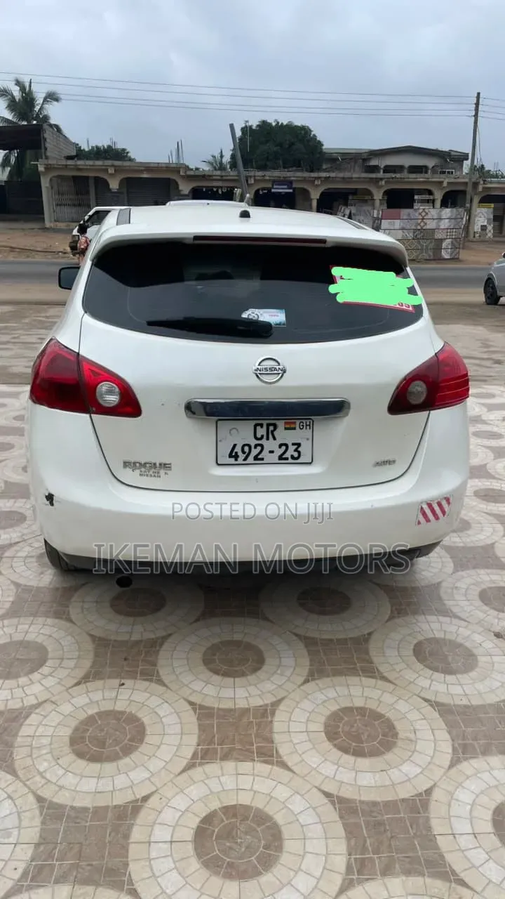 Nissan Rogue 2012 White