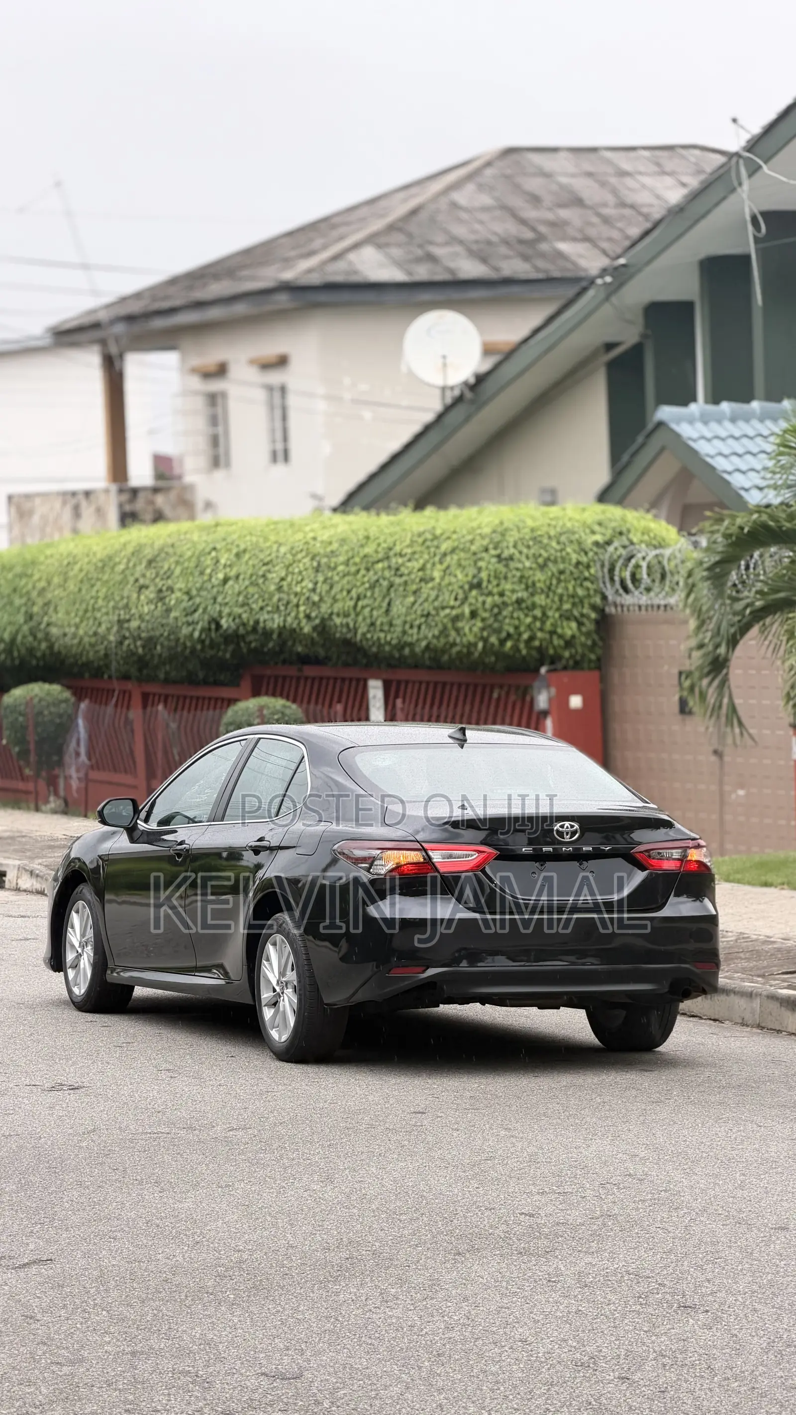 Toyota Camry LE 2022 Black
