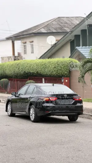 Toyota Camry LE 2022 Black