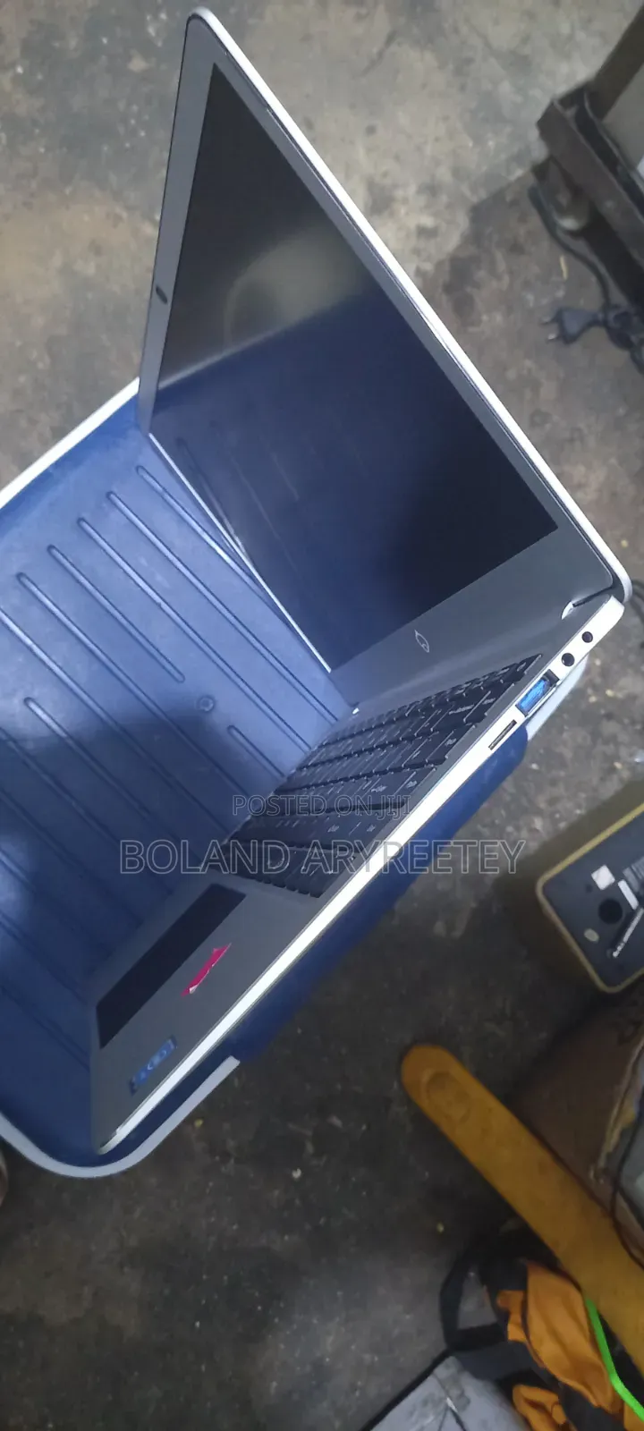 Laptop 4GB Intel Celeron SSD 60GB