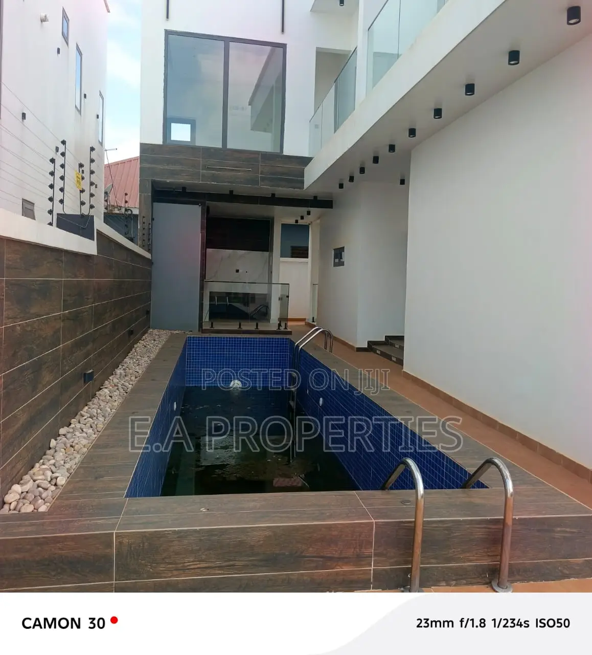4bdrm House in Ea Properties, Frafraha for sale