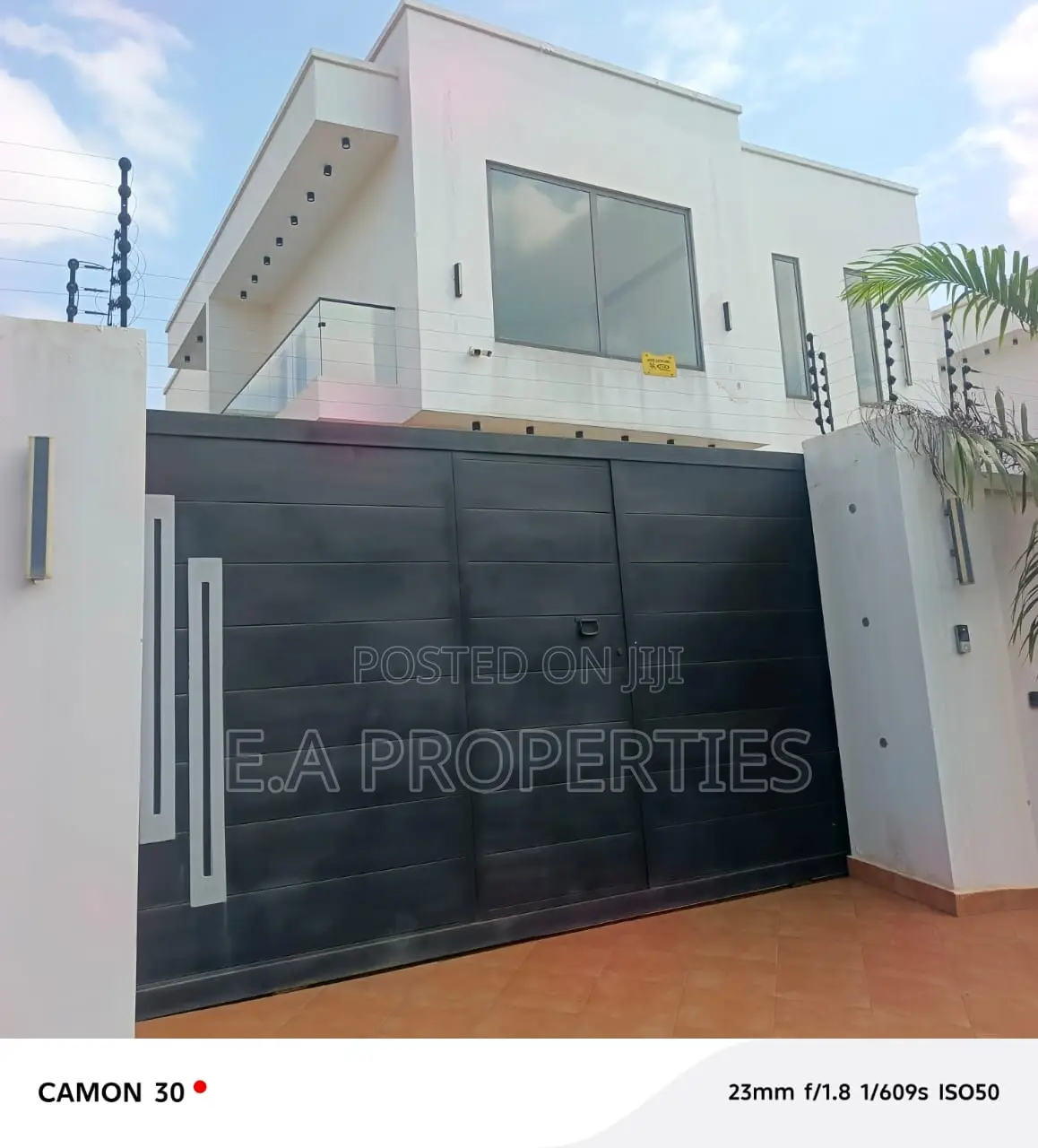 4bdrm House in Ea Properties, Frafraha for sale