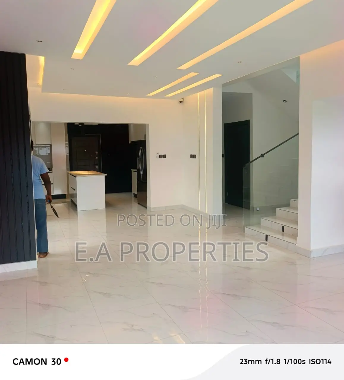 4bdrm House in Ea Properties, Frafraha for sale